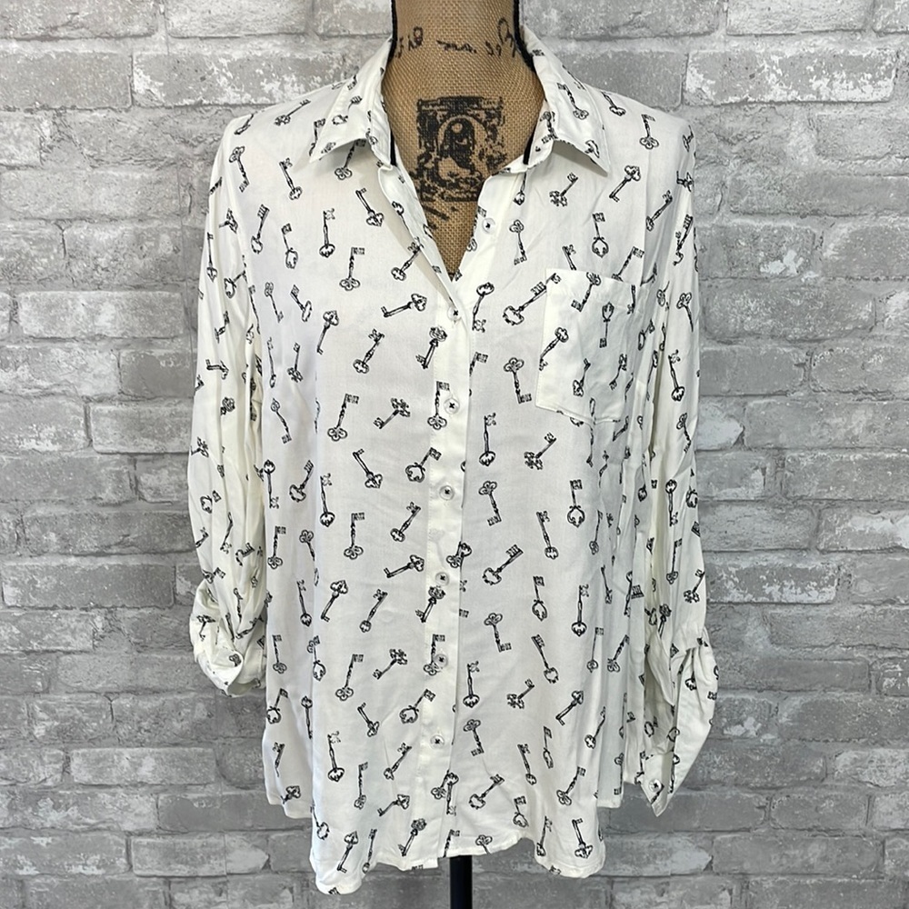 dressbarn Cream Button-Down Shirt with Black Key Print